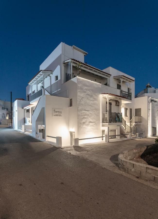 Ippokampos Town Apartments Naxos City Екстер'єр фото